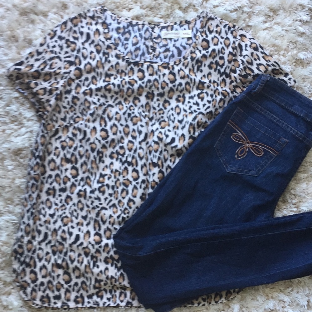 Blouse Cheetah print blouse size medium